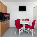 Villa Vita\'1