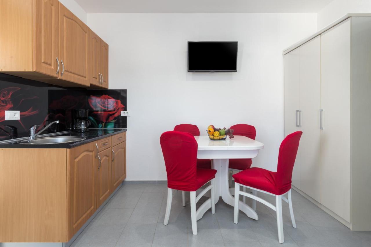 Vita'1 Apartment